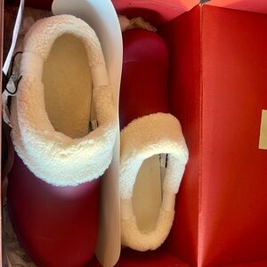 Hunter Red Women's Mules with Plush Lining